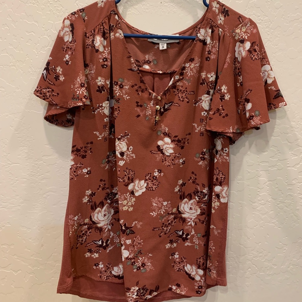 Tempted Hearts Size 2X Women’s Short Sleeve Floral Blouse